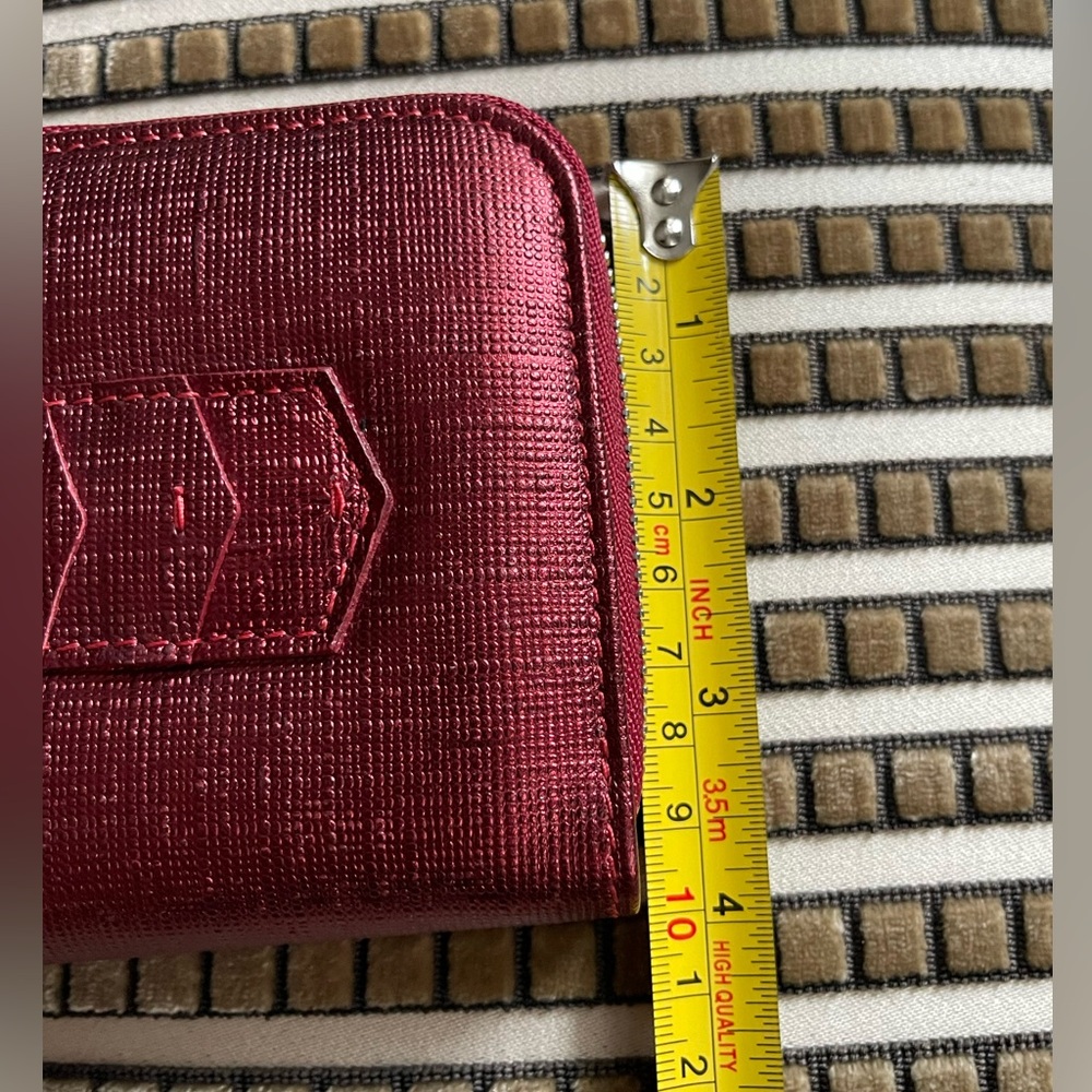 Gianfranco Ferre Metallic Red Leather Wallet - Picture 5 of 9